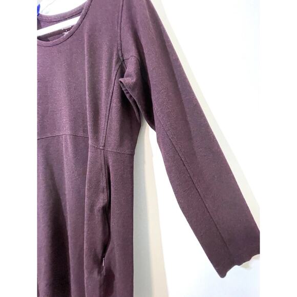 DULUTH TRADING CO Women’s Large Wearwithall Ponte Knit Burgundy Dress - Picture 4 of 8